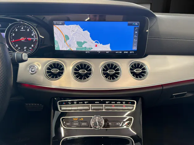 Mercedes-Benz E 400 Cabriolet AMG Line 4 Matic 9G-Tronic