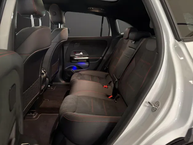 Mercedes-Benz EQA 300 AMG Line 4Matic