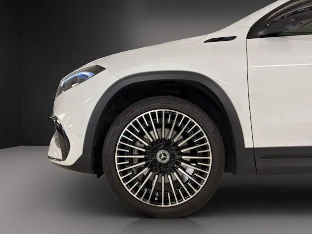 Mercedes-Benz EQA 300 AMG Line 4Matic