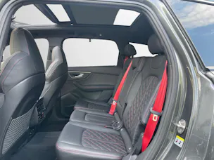 AUDI SQ7 TFSI quattro tiptronic