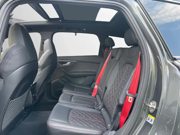 AUDI SQ7 TFSI quattro tiptronic