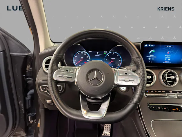 Mercedes-Benz GLC 220 d 4M - AMG / DISTRONIC / 360 Grad Kamera / Head-Up Display