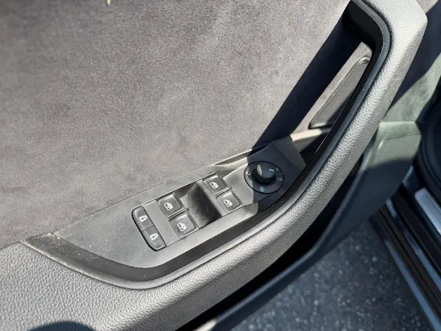 Škoda Superb Combi 2.0 TDi SportLine+ 4x4 DSG