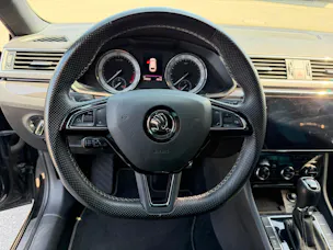 Škoda Superb Combi 2.0 TDi SportLine+ 4x4 DSG