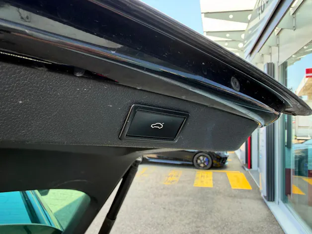 Škoda Superb Combi 2.0 TDi SportLine+ 4x4 DSG