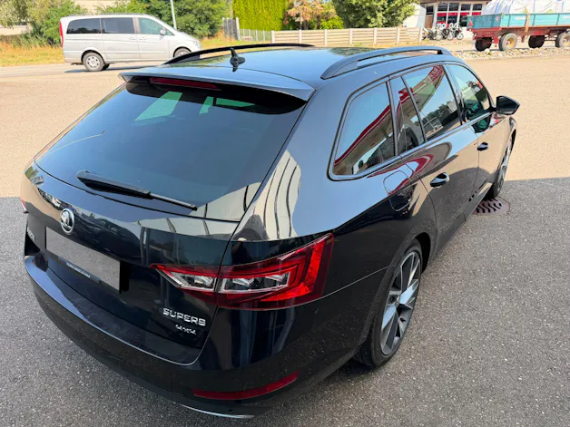 Škoda Superb Combi 2.0 TDi SportLine+ 4x4 DSG