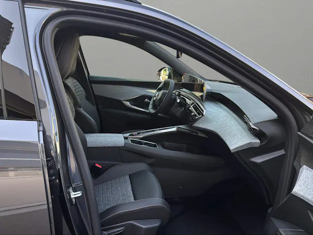 Peugeot 5008 145 Hybrid e-DCS6 Allure