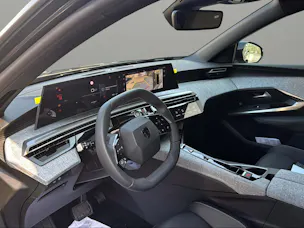 PEUGEOT 5008 145 Hybrid e-DCS6 Allure