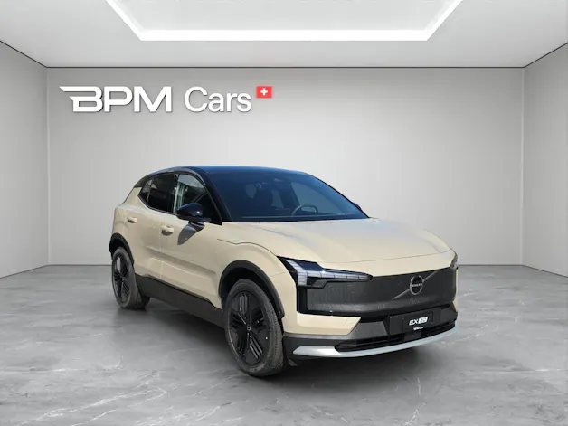 Volvo EX30 Cross Country P8 69 kWh AWD Plus
