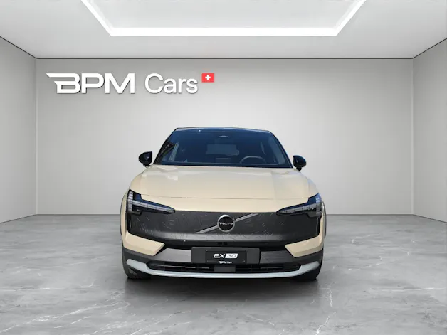 Volvo EX30 Cross Country P8 69 kWh AWD Plus