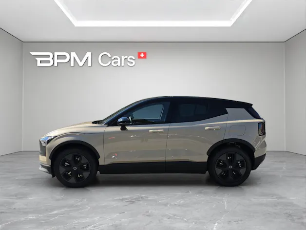 Volvo EX30 Cross Country P8 69 kWh AWD Plus