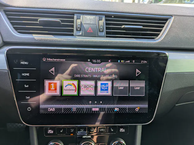 Škoda Superb Combi 2.0 TDi Ambition 4x4 DSG