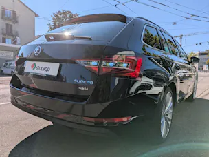 Škoda Superb Combi 2.0 TDi Ambition 4x4 DSG