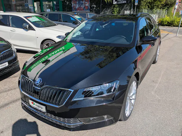 Škoda Superb Combi 2.0 TDi Ambition 4x4 DSG