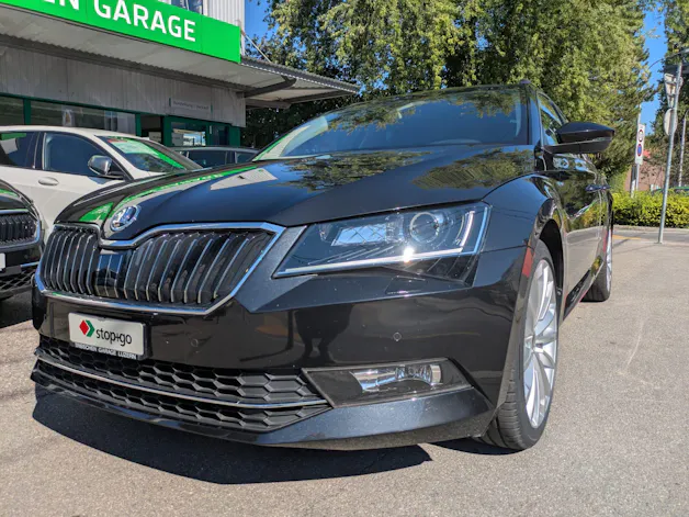 Škoda Superb Combi 2.0 TDi Ambition 4x4 DSG
