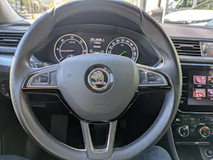 Škoda Superb Combi 2.0 TDi Ambition 4x4 DSG