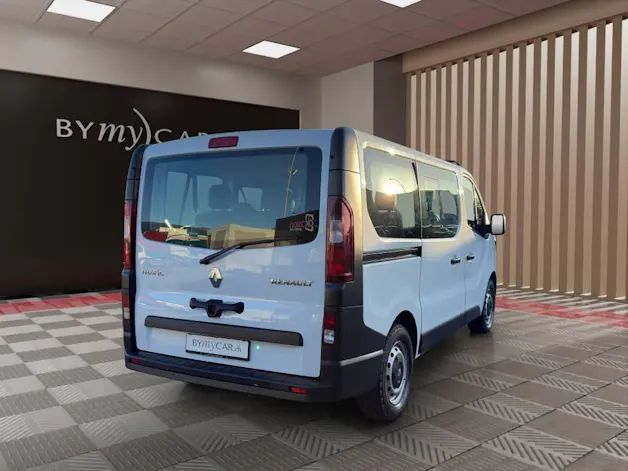 RENAULT Trafic Blue dCi 120 Passenger Life
