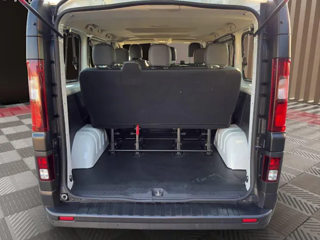 RENAULT Trafic Blue dCi 120 Passenger Life