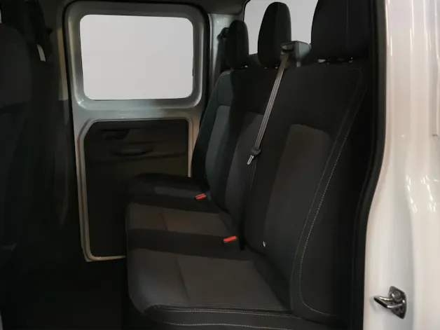 VW Transporter Doppelkabine mit Brücke