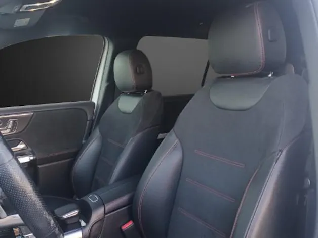 Mercedes-Benz GLB 220 AMG Line 4 MAT.