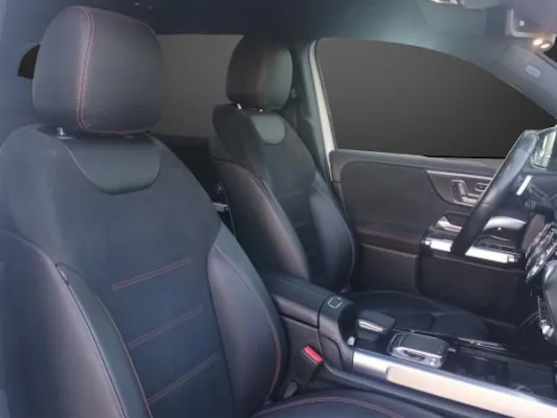 Mercedes-Benz GLB 220 AMG Line 4 MAT.