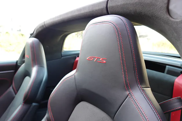 Porsche 911 Targa 4 GTS PDK - "1ère Main * Porsche Approved * Son BOSE * Toutes Roues Direct. * Sièges Sport 18 Posit avec Mémoire"