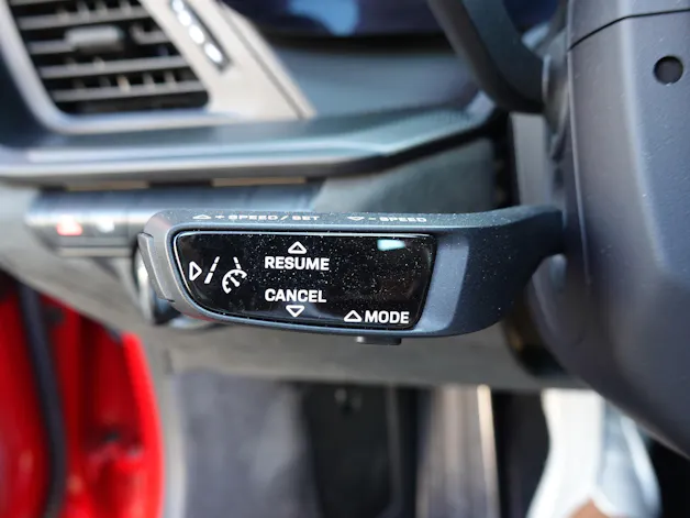 Porsche 911 Targa 4 GTS PDK - "1ère Main * Porsche Approved * Son BOSE * Toutes Roues Direct. * Sièges Sport 18 Posit avec Mémoire"