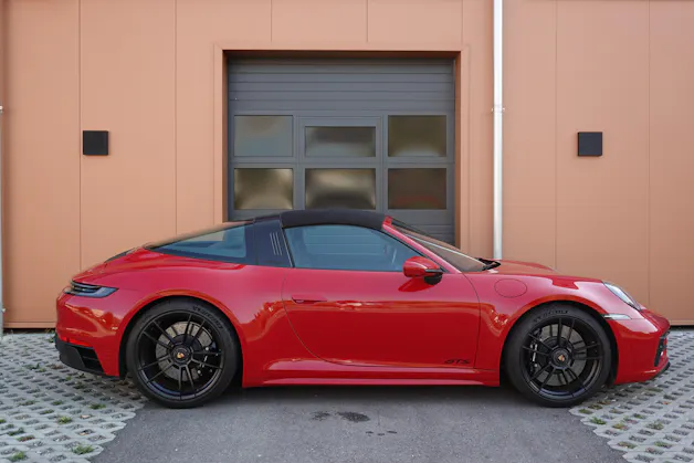 Porsche 911 Targa 4 GTS PDK - "1ère Main * Porsche Approved * Son BOSE * Toutes Roues Direct. * Sièges Sport 18 Posit avec Mémoire"