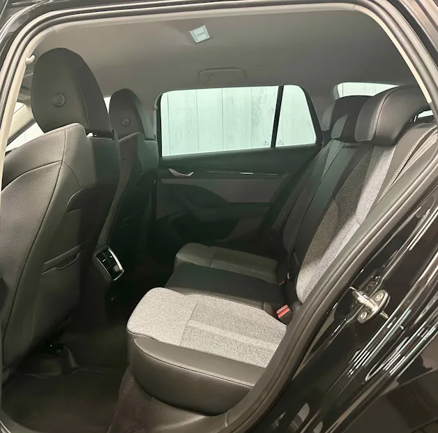 Škoda Octavia Combi 2.0 TDI DSG Selection