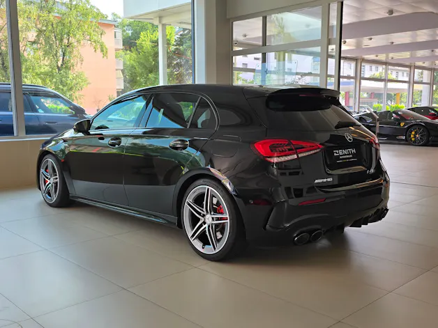 Mercedes-Benz A 45 S AMG 4Matic+ Speedshift