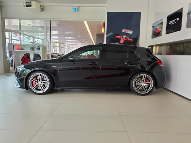 Mercedes-Benz A 45 S AMG 4Matic+ Speedshift