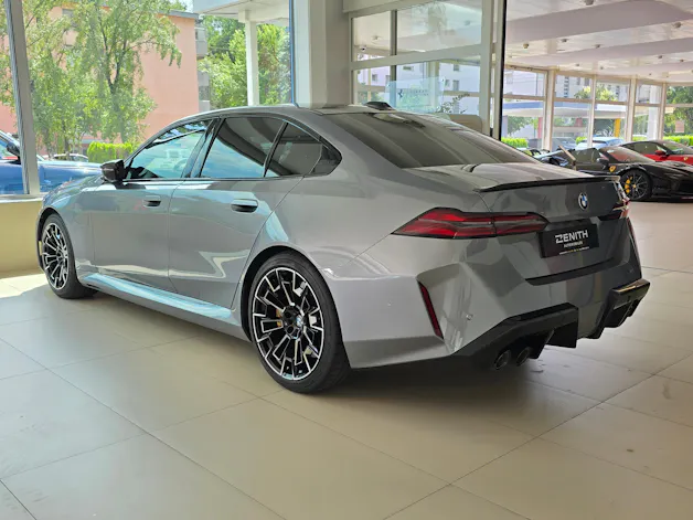 BMW M5 xDrive