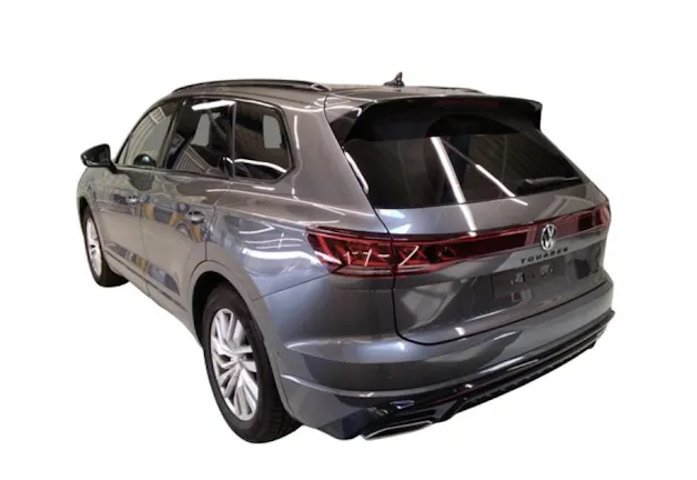 VW Touareg 3.0 TDI R-Line Tiptronic mit 5 Jahre 100tkm VW Werksgarantie