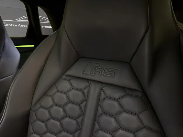 Audi RS Q3 2.5 TFSI quattro S tronic