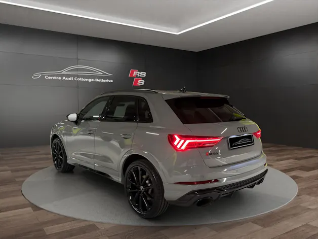 Audi RS Q3 2.5 TFSI quattro S tronic