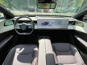 MAZDA CX-6e EV 258PS TAKUMI PLUS