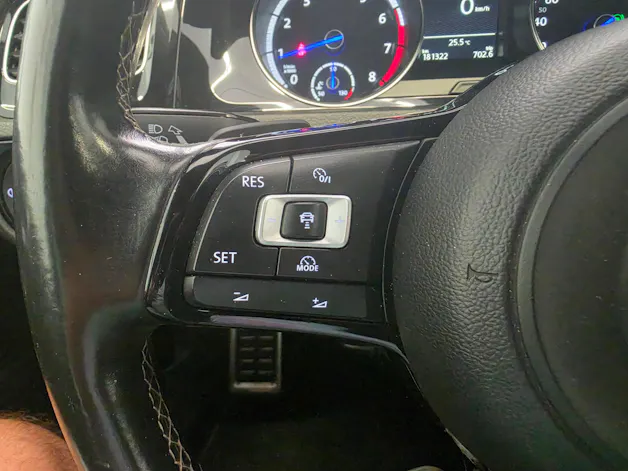 VW Golf Variant 2.0 TSI R 4 Motion DSG