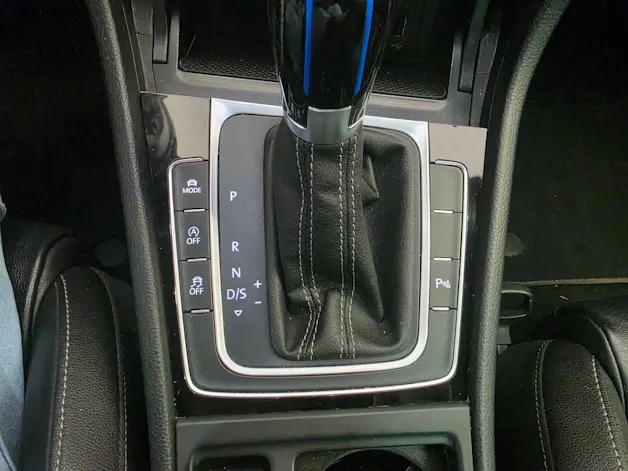 VW Golf Variant 2.0 TSI R 4 Motion DSG