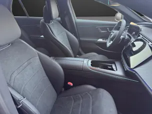 MERCEDES-BENZ E 220 d T 4M 9G-Tronic