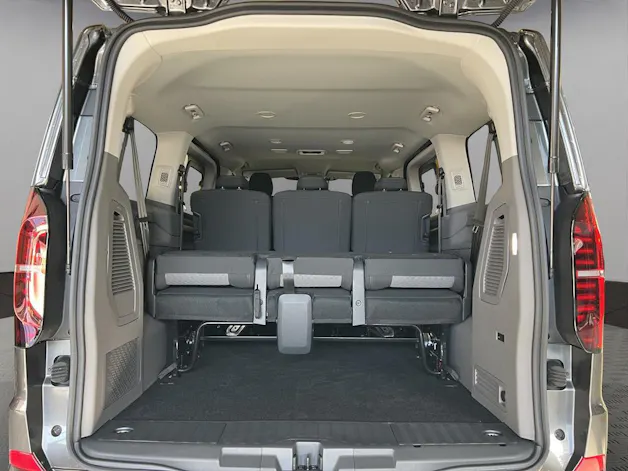 VW Caravelle 2.5TSI eHYBRID 16,5 kWh Life Aut.8