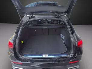 MERCEDES-BENZ E 220 d T 4M 9G-Tronic