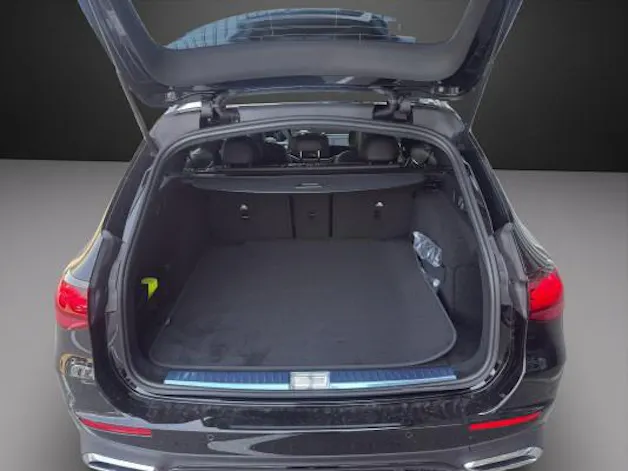 Mercedes-Benz E 220 d T 4M 9G-Tronic