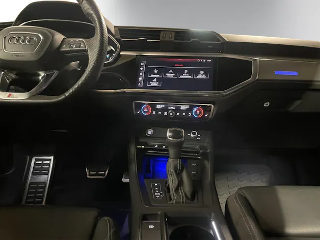 Audi Q3 40 TFSI S line quattro