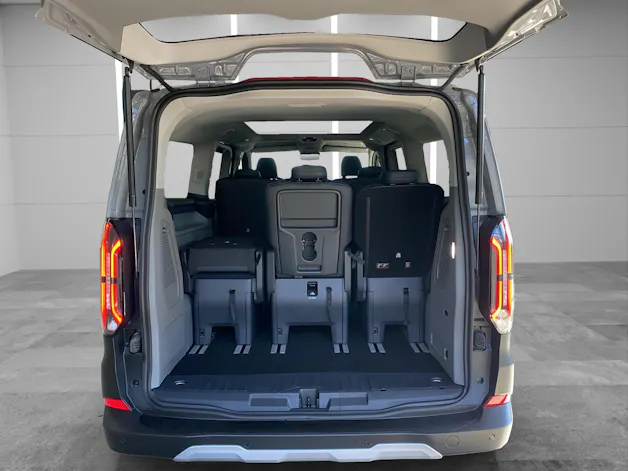 Ford Tourneo Bus 320 Active L2/H1 4x4 Automat Panoramadach