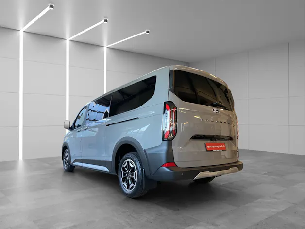 Ford Tourneo Bus 320 Active L2/H1 4x4 Automat Panoramadach