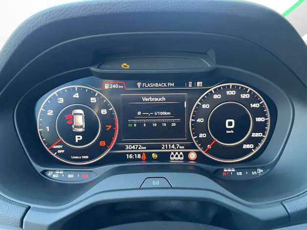 Audi Q2 35 TFSI S line S-tronic