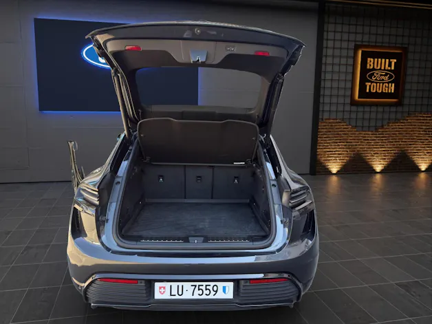 Porsche Macan Turbo