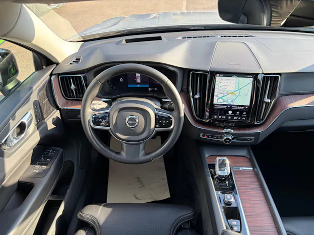 Volvo XC60 T6 eAWD PluginHybrid Ultimate Dark Geartronic