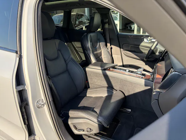 Volvo XC60 T6 eAWD PluginHybrid Ultimate Dark Geartronic