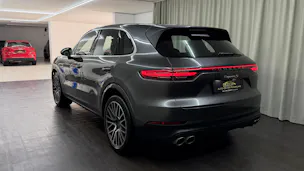 PORSCHE Cayenne S